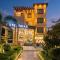 Taika Hotels, 1km Away from Main Temple