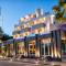 Hotel Alb's