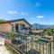 Family Friendly Rosa House Amazing View - Happy Rentals