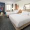 Spark By Hilton Freeport