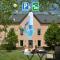HÔTEL LA FERME DE BOURRAN - RODEZ - parking privé avec bornes pour voitures électriques