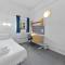 Single Ensuite Room in South Bank London