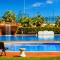 Los Juncos V Apartments
