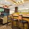 Holiday Inn Express & Suites Alexandria - Fort Belvoir by IHG