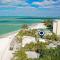 Parrot Beach Cottages Suite #2