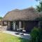 Unique Thatched Retreat near Salcombe and Beaches