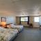 Inn Between the Beaches & Villager
