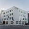 Kins Hotel