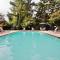 Holiday Inn Express & Suites Buford NE - Lake Lanier by IHG