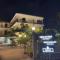 Des Roses Hotel