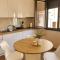 Bright and central apartment