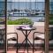 Frisch renoviertes FH Südblick am Meer in Breege, Meerblick von allen drei Etagen, Terrasse, Balkon, Sauna und Parkplatz