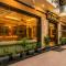 Hotel Baba Deluxe near New Delhi Railway Station and City Center -By RCG Hotels