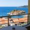 BMV room 2 with east island view