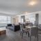 L'Equinox Modern Apartments by Corporate Stays