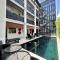 99 The Gallery Hotel