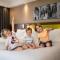 Hampton by Hilton Krakow