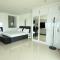 View Talay 6 Pattaya Beach Apartment by Honey