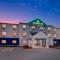 Wingate by Wyndham Oshkosh