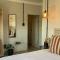 Lighthouse Guesthouse & Cafe