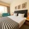 Lotus Family Hotel - Free Parking