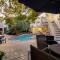 Azalea Inn and Villas