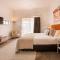 Lana Unit 31 Studio Apartment - Central Base for South West Adventures