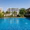 Sunset Gardens - Holiday Apartments