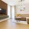 Modern family apartment near the beach, free parking