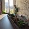 Liotru Maisonne, rooms with en-suite bathroom and shared bathroom