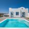Beautiful Santorini Villa 2 Bedroom Villa Private Pool & Magical Sea Views