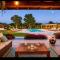 VILLA DOLORES , with a spectacular swimming pool with hydromassage and a big garden for the children - IUN S3325