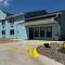 Super 8 by Wyndham Pella