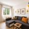 Colorful downtown condo, 2 bedrooms, king bed