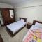 Midpoint Panoramic View - Families Only