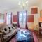 Chic & Bright 2-Bedroom in the Historic Heart of Dinan