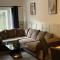 Contemporary apartment Great Location with private car park