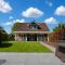 The Cosy Cottage - Comfort Sauna & Hot Tub in Private Garden