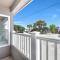 Beachside 2BR Condo, 2 King Beds , Near Disney