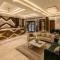 Hotel Star Villa City Centre Connaught Place - Airport Pick Up & Drop