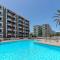FM Beach Home - Winter Sun Apartment with Pool & Terrace