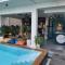 LOTUS SERENITY Hostel