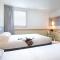Ibis Budget Fréjus St Raphaël centre plages gare TGV