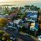 Art Deco Coastal Retreat near Beach and CBD, Mibnb