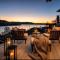 Luxury "Villa Bergen" Private Pool, Gym, Sauna, Hot Tub, 10 Minutes from City Centre