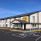 Super 8 by Wyndham Blackwell