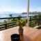 Geni Sea View Rooms