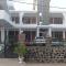 Bay Dreams Beach Hotel & Surf Camp