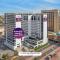 Premier Inn Dubai Ibn Battuta Mall