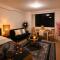 City at Your Doorstep, Close to all transports, king bed, great feedback